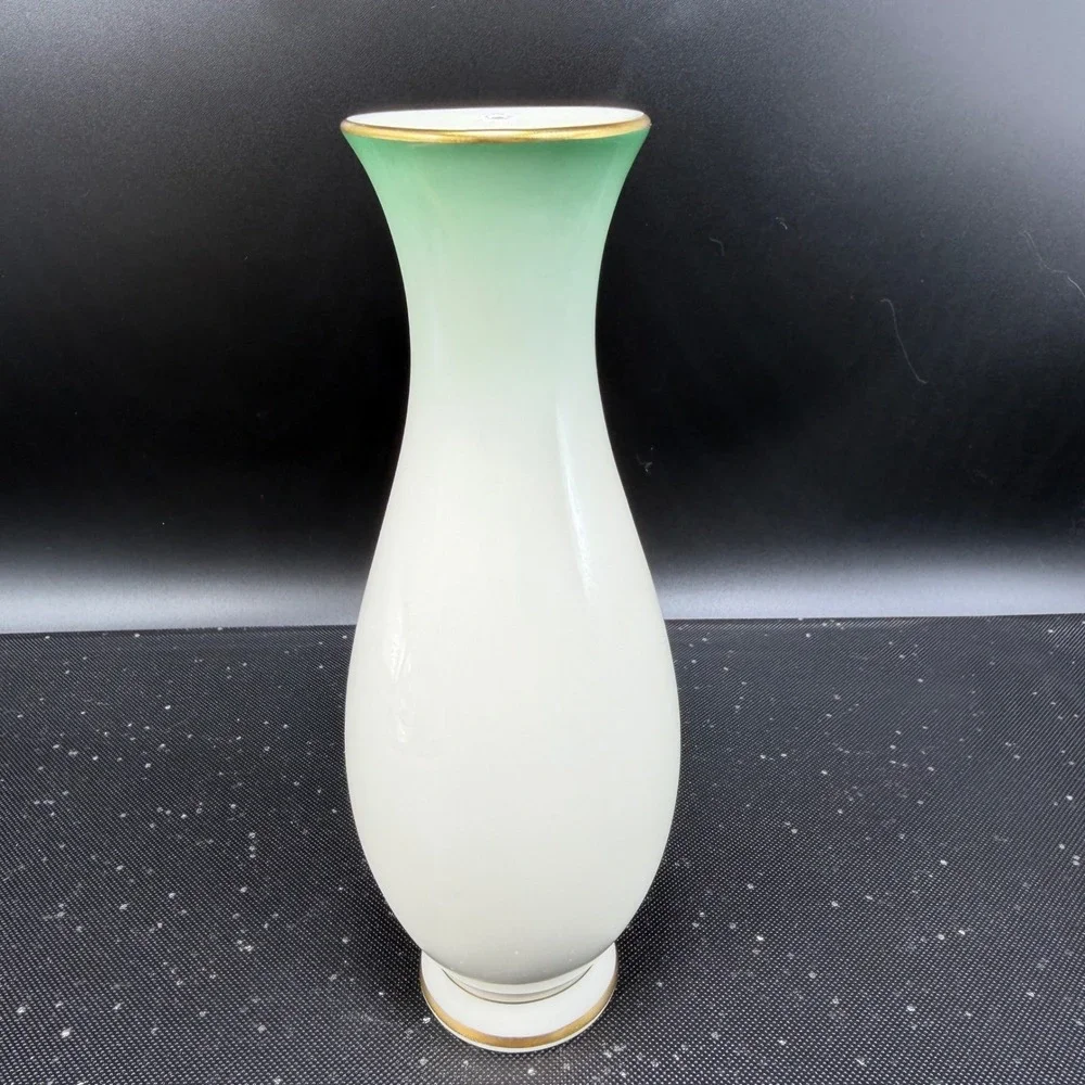 Rosenthal Kronach Germany Chrysopras Porcelain Vase Green Ombre Gold‎ Trim 7inch